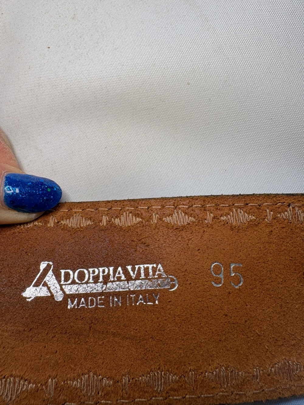Adoppia Vita Boho Western Tooled Leather Belt Ornate Bronze Buckle 36 Inches‎ - Picture 3 of 5